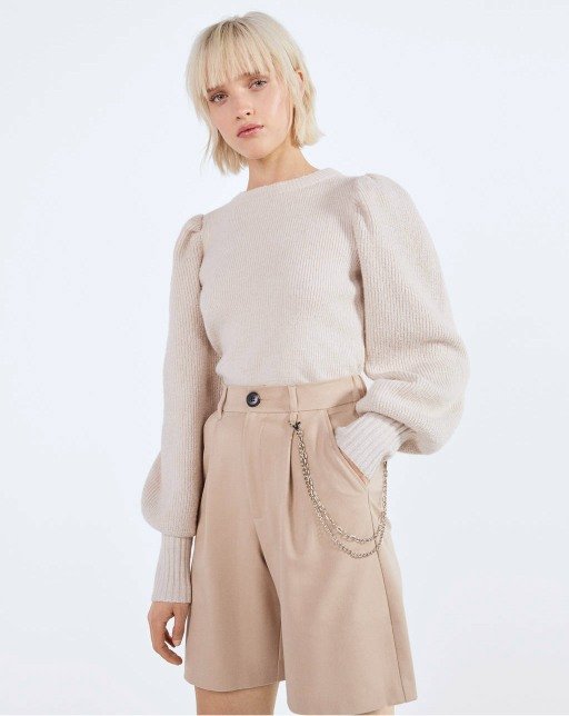 product-15-1 Sweater with voluminous sleeves