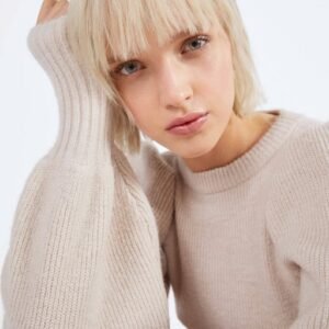 product-15-3 Sweater with voluminous sleeves