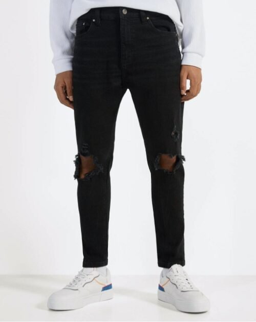 product-33-1 Ripped carrot fit jeans