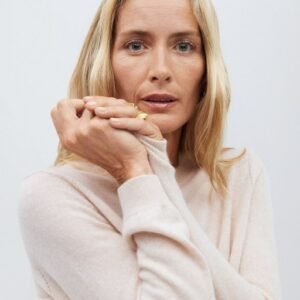 100% cashmere sweater